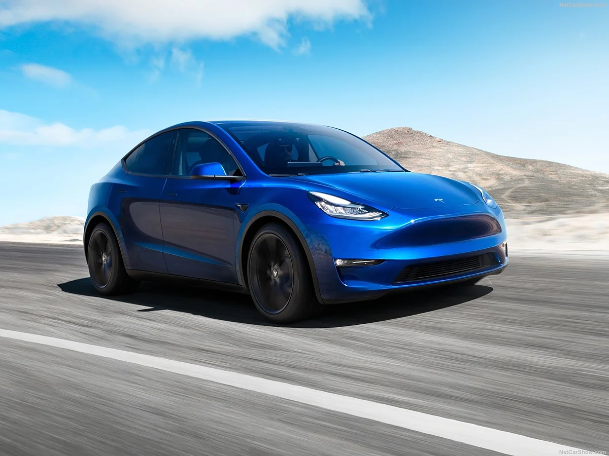 Tesla-Model-3-Exterior-151679
