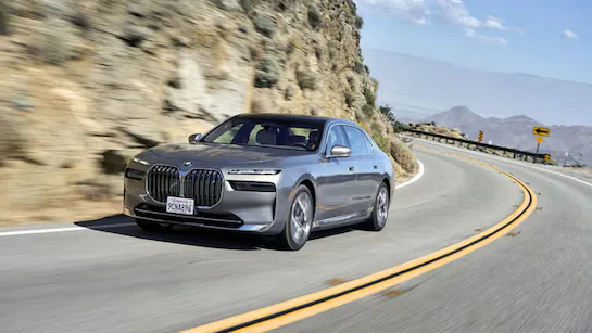 46173io4_bmw-i7_625x300_27_May_25
